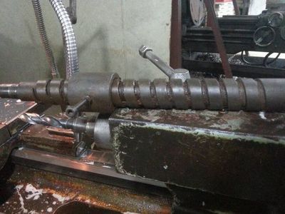 普通車床螺紋加工全解析 牙型識別、牙距計算、刀具修磨與掛擋操作